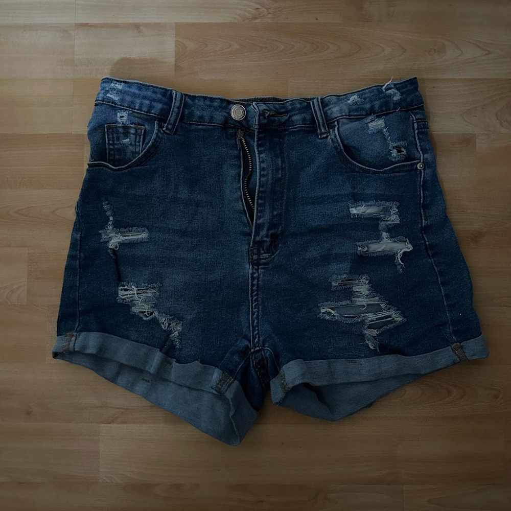 Large American eagle jean shorts